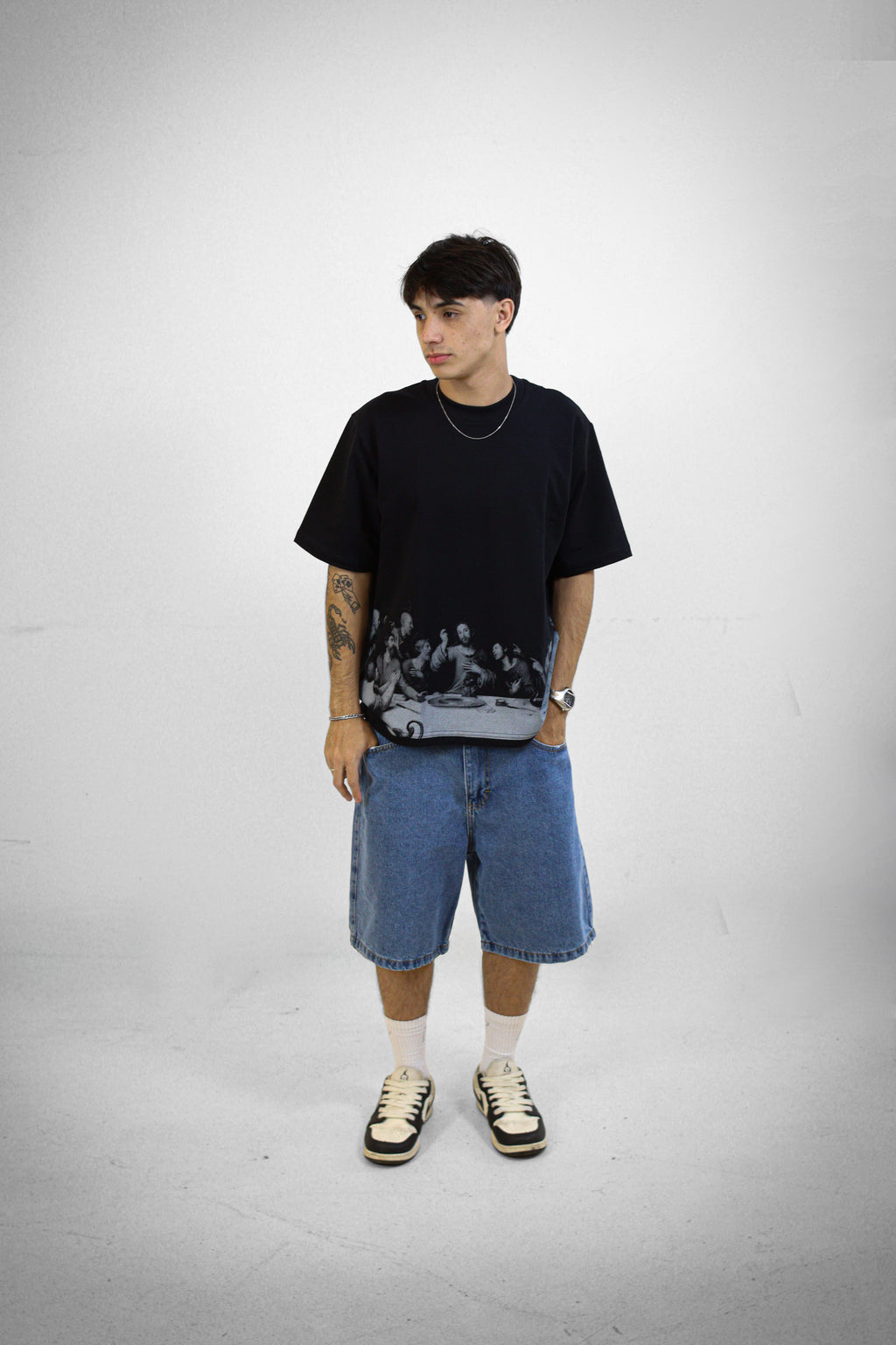 ÉCLAT TEE "SANTA CEIA" PRETA